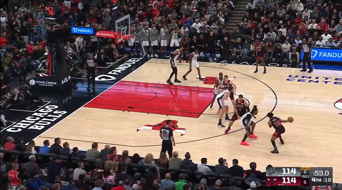 ウェンビーの活躍でスパーズが勝利！ 