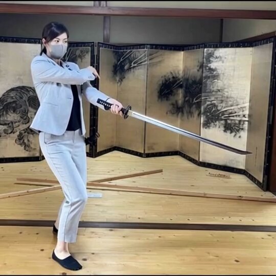 SNSユーザー、多様な意見と感情を表明