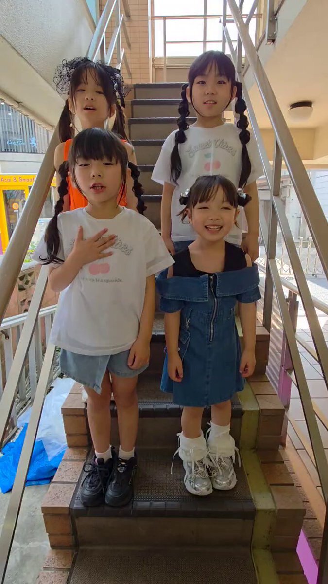 ♡ フェンディ プチトゥジュール 乾かし 2WAYバッグ レザー 8BH253