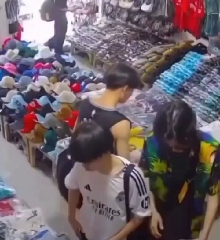 京都大谷高校生徒のバリ島での万引き行為に批判殺到