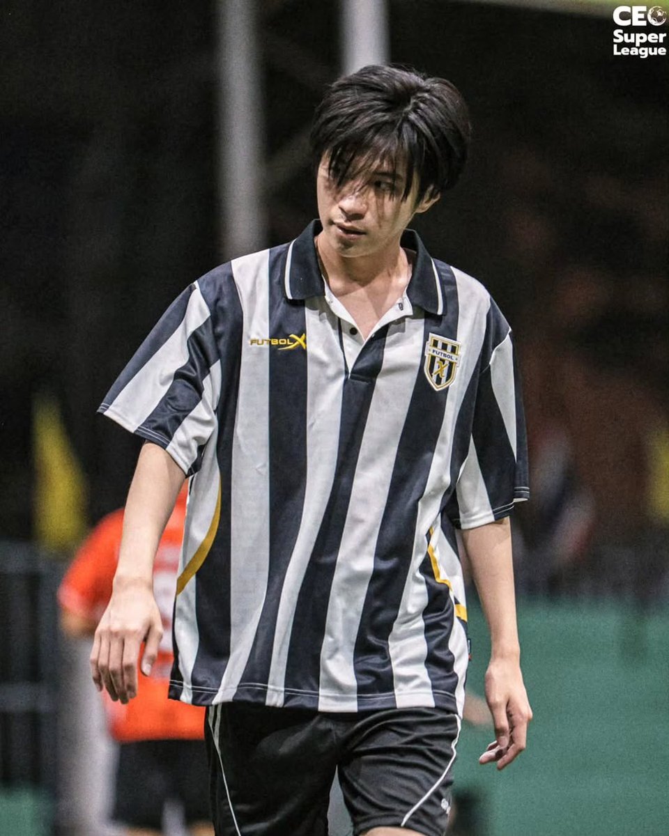 ベガス　サッカーシャツ チェルシーWSL サード スタジアム シャツ 2025-26 Kaptein 18
