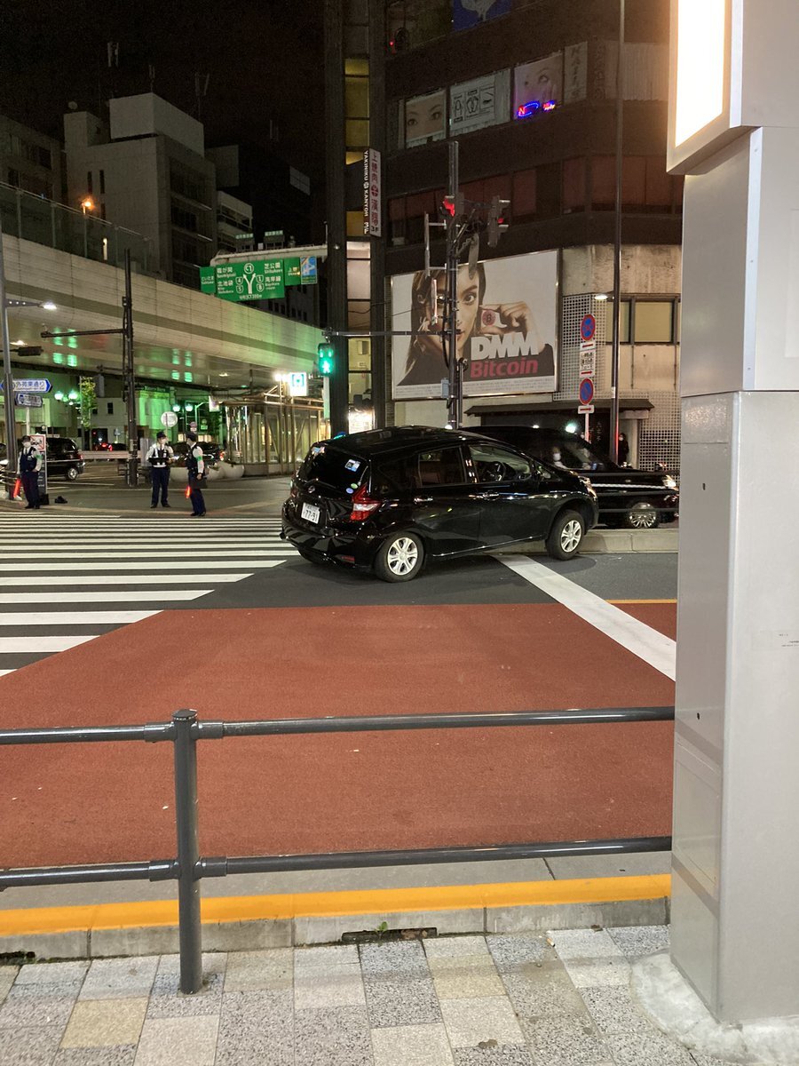 外苑東通り 車の事故 港区六本木3丁目11 8 六本木交差点 事故 災害 Yahoo リアルタイム検索