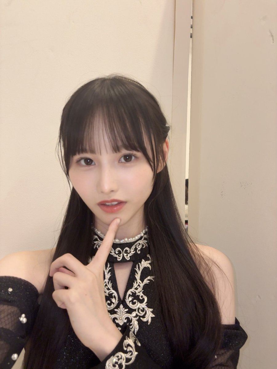 高井俐香、黒ドレスで美しさを放つブログ更新にファン歓喜