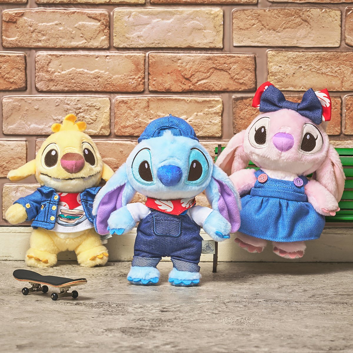 ディズニー　スティッチ & 名探偵コナン　コラボ　スケボー ディズニースティッチ & 名探偵コナンコラボスケボー