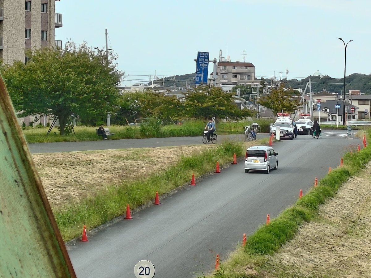 総武線快速で人身事故、運転見合わせ