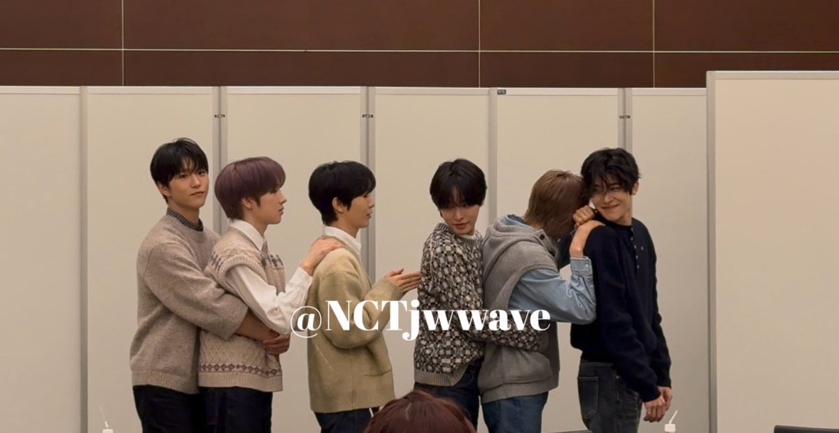 JO1とNCTWISHのサイン会、SNSで話題に！