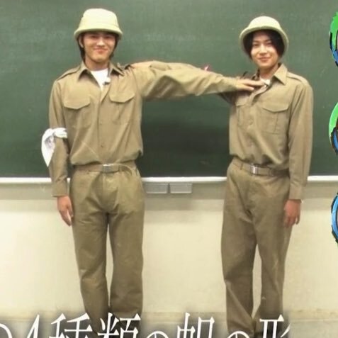 しのはし、可愛すぎるポーズにファン大興奮！