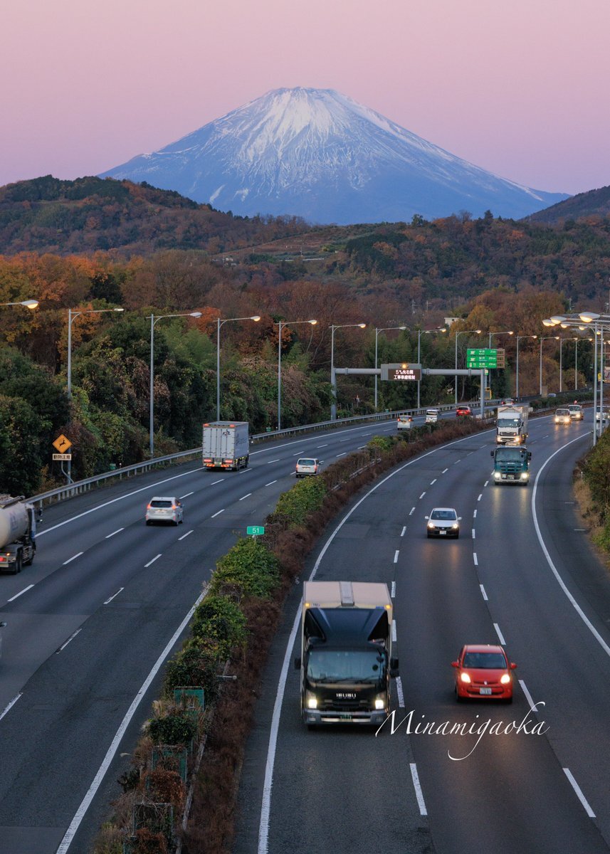 阿部亮平、セーラービーナスポーズで「ビーナスベルト」解説にファン歓喜！