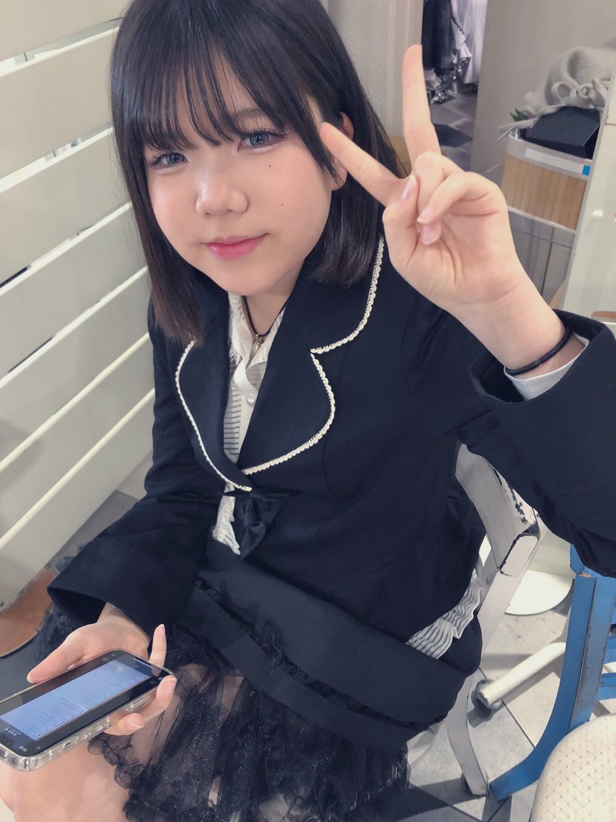 ジュニアアイドル　顔 
