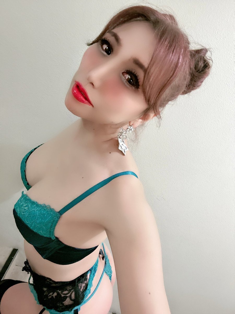 ニューハーフ shemale ladyboy 