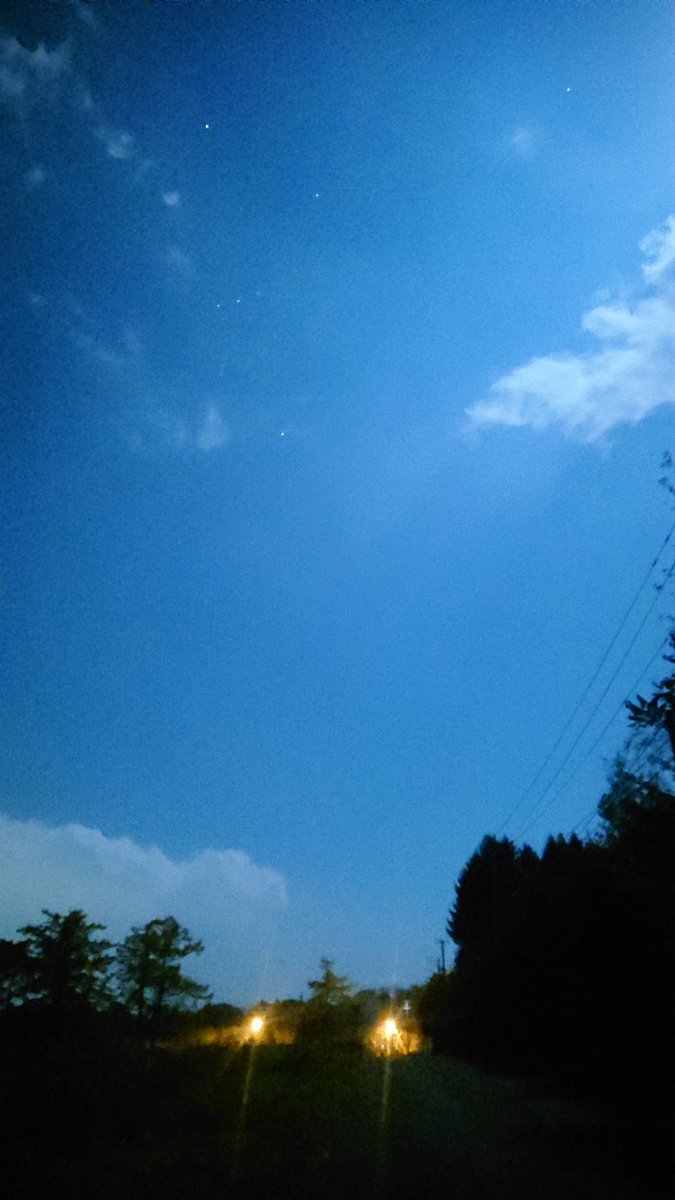 ラジオ深夜便、音楽と話題で盛り上がる