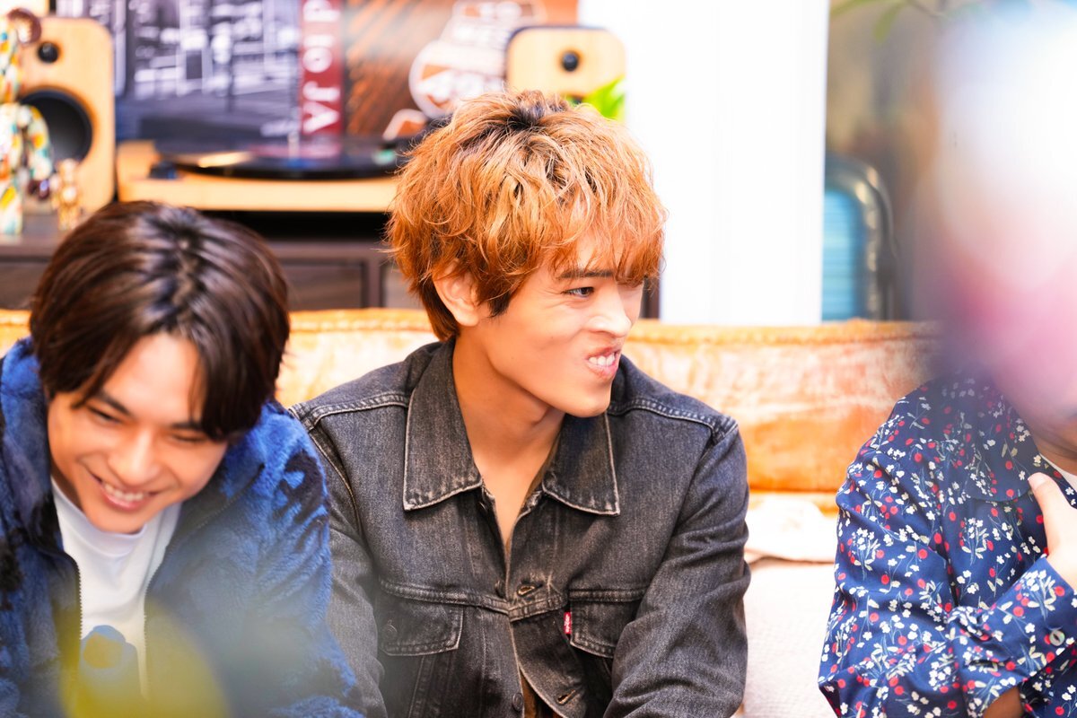 変顔チャレンジ、一体何が面白い？