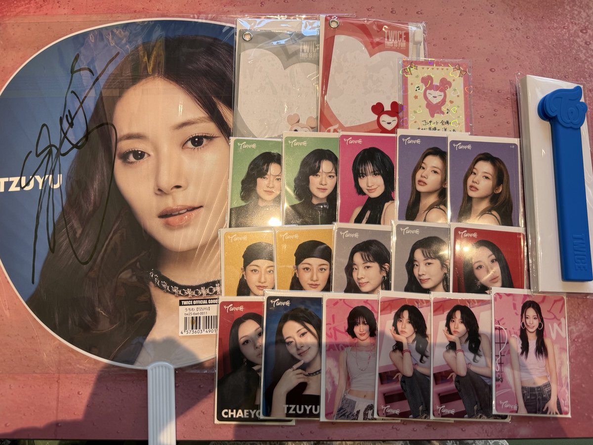 TWICEラバーバンド(ナヨンジョンヨンジヒョチェヨンツウィ)バラ売り️⭕️ TWICE ジョンヨン ラバーバンド 【即発送】 - メルカリ