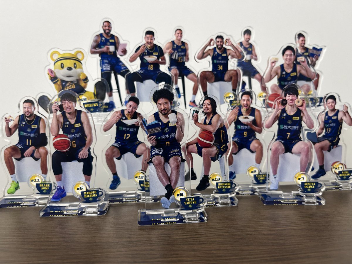 宇都宮ブレックス×USAGIYA アクリスタンド発売にファン熱狂！交換・譲渡情報も多数