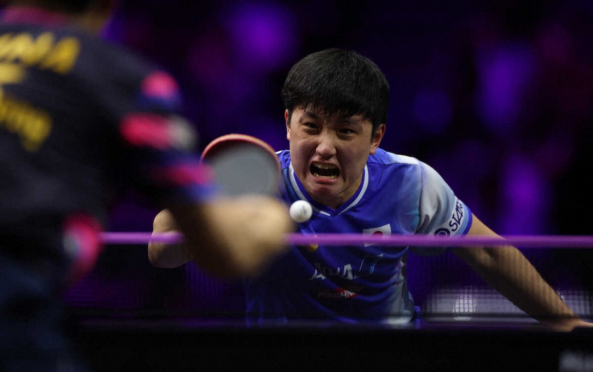張本智和、世界2位撃破でWTTファイナルズ決勝へ