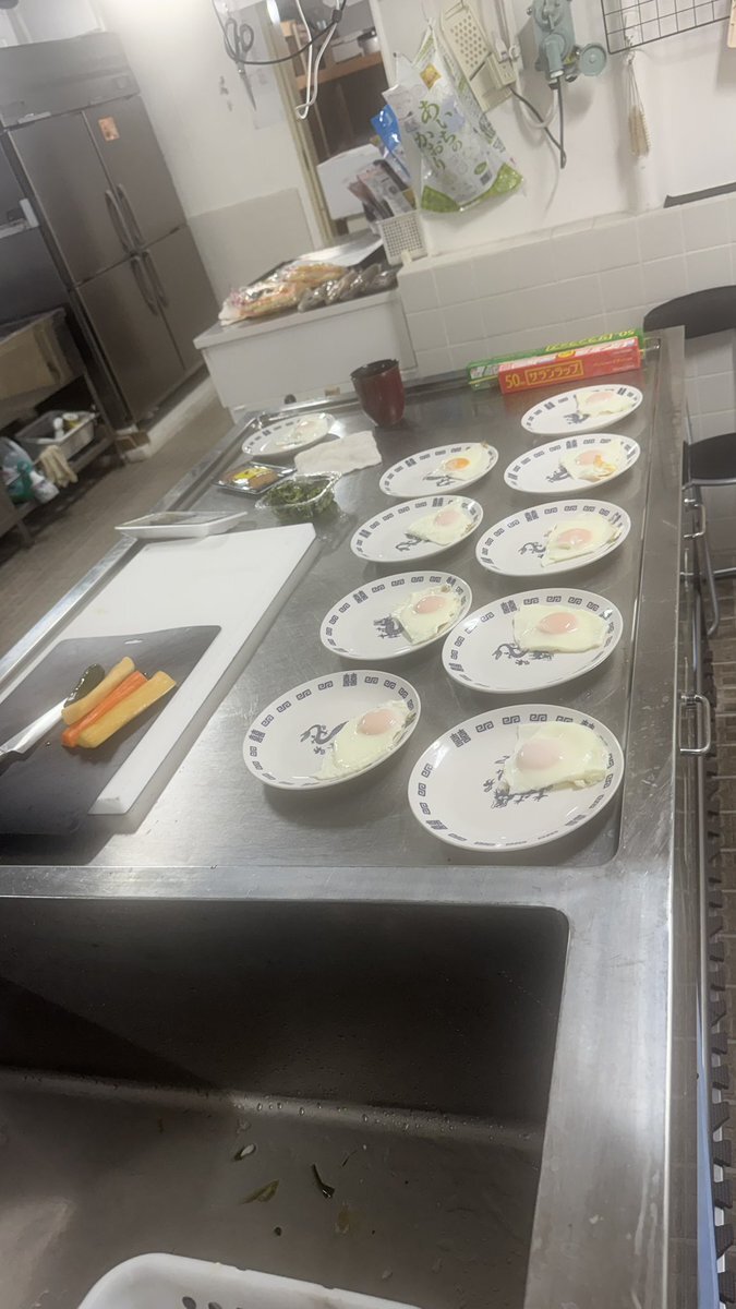 サポーターの朝は早い！遠征やイベントに向けた準備が始まる