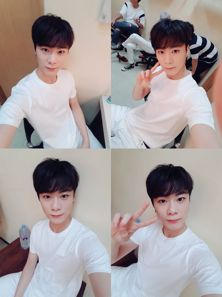 ASTRO ムンビン　握手 ASTRO ムンビン 握手 ASTRO ムンビン 握手