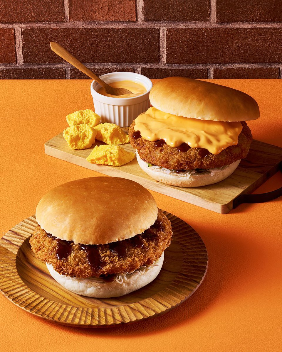 コメダのドデカメンチバーガー、一体どれくらいデカいの？