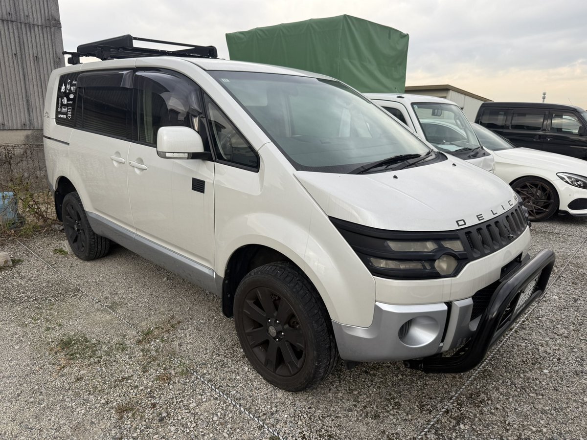 ドア開ける行為、SNSで様々なエピソードが共有