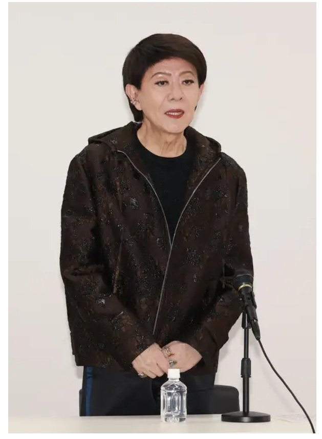 美川憲一、パーキンソン病公表後初の会見で復帰を表明