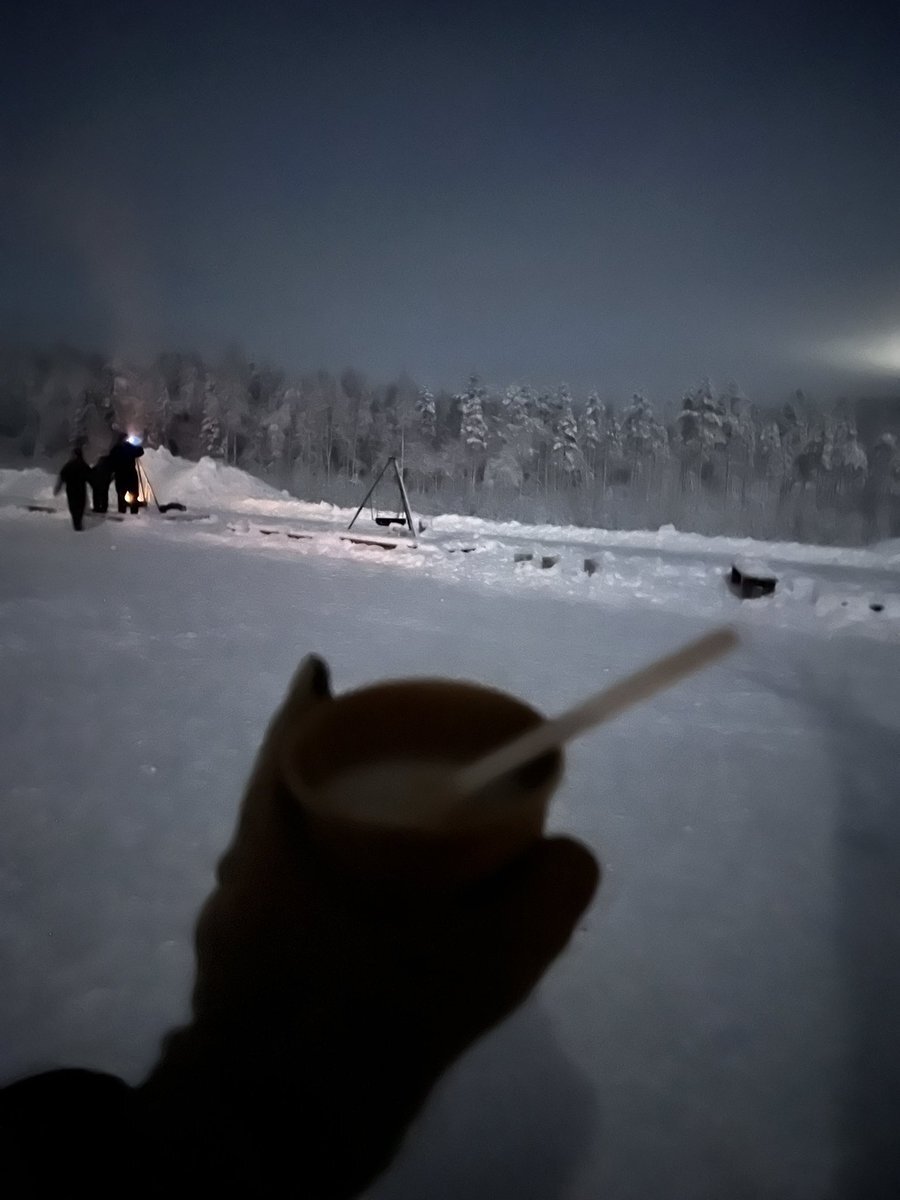 INI西くん、SNSで話題に！ファンを笑顔にする魅力とは？