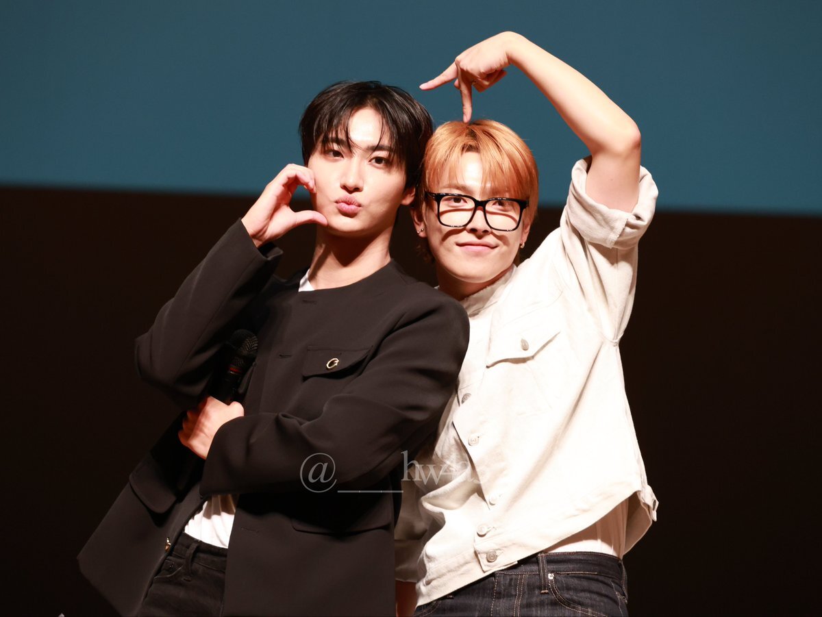 ATEEZホンジュン＆ソンファ、東京でサイン会を開催！