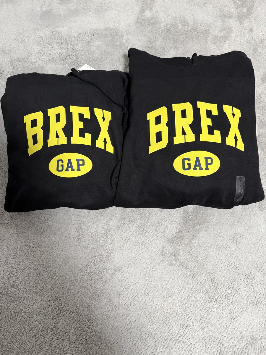 【新品XL】GAP×ブレックス　10月31日発売　黒パーカー　宇都宮ブレックス 新品L】GAP×ブレックス 10月31日発売 黒パーカー 宇都宮ブレックス 2023-24