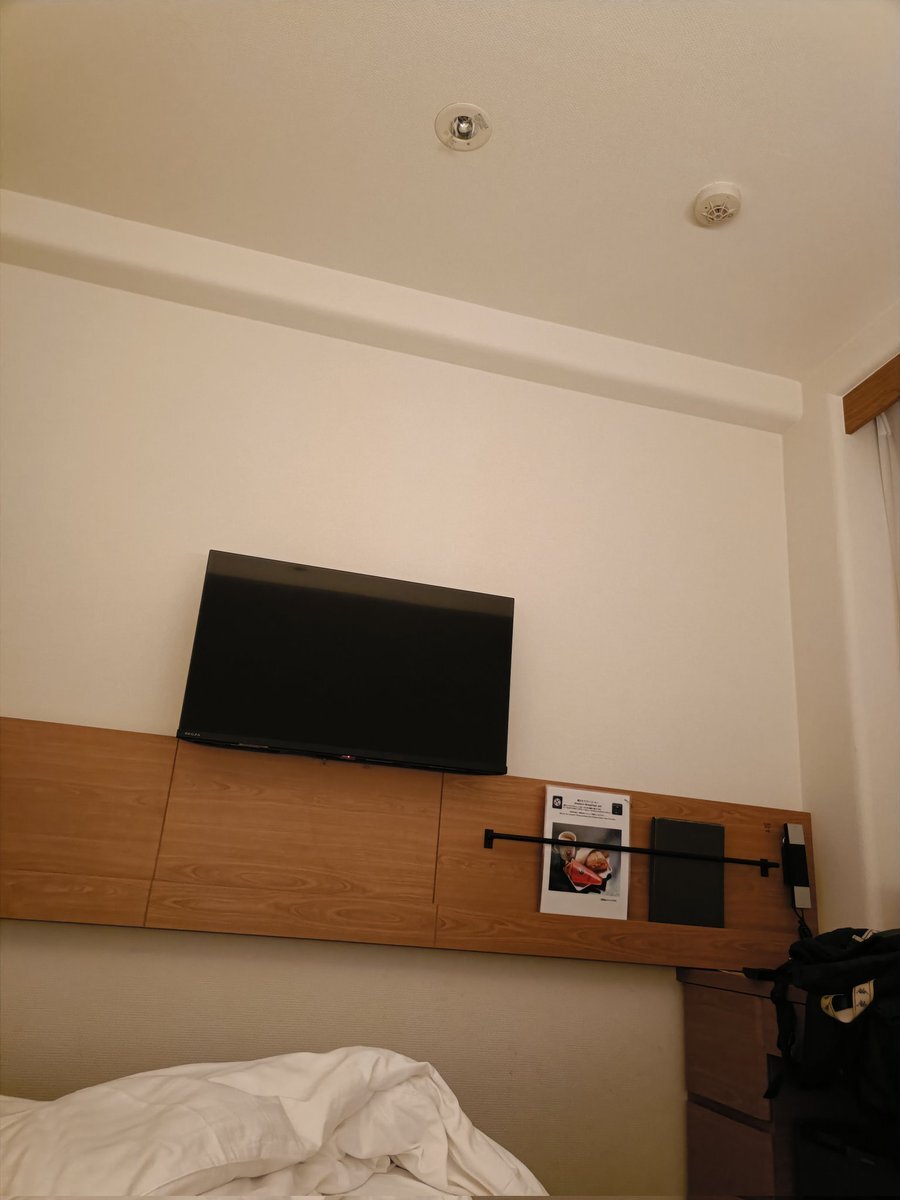 眠れない夜、SNSユーザーはどう感じている？