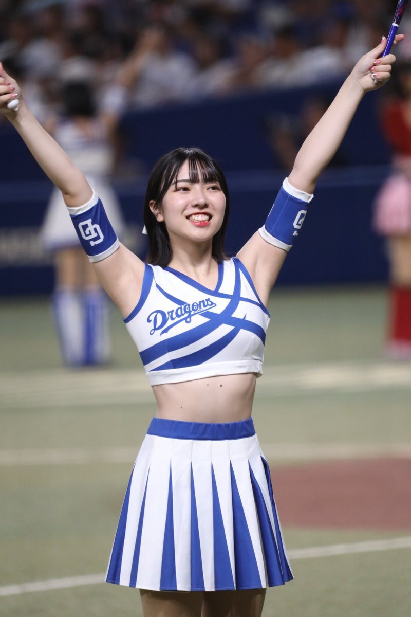 早い者勝ち！値下げ中⭐︎新品未使用　チアクラブ　ユニフォーム　Mサイズ 2025年最新】チアクラブ ユニフォームの人気アイテム - メルカリ