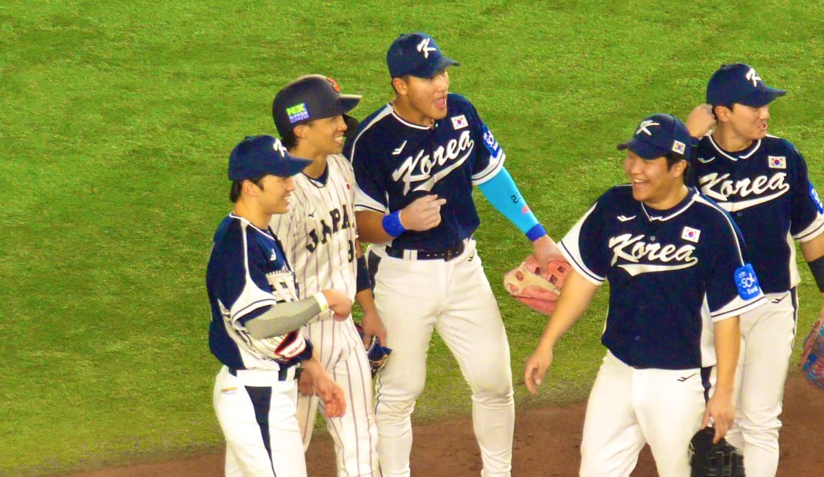 野村勇選手、韓国選手と笑顔の交流とは？