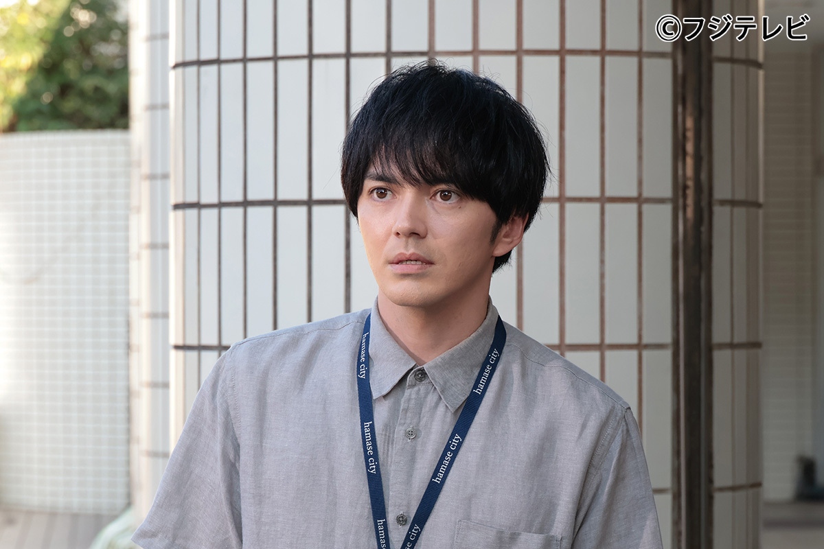 林遣都 公式写真 林遣都：30歳誕生日に10年ぶり書籍「思い込めた」 一人三役で