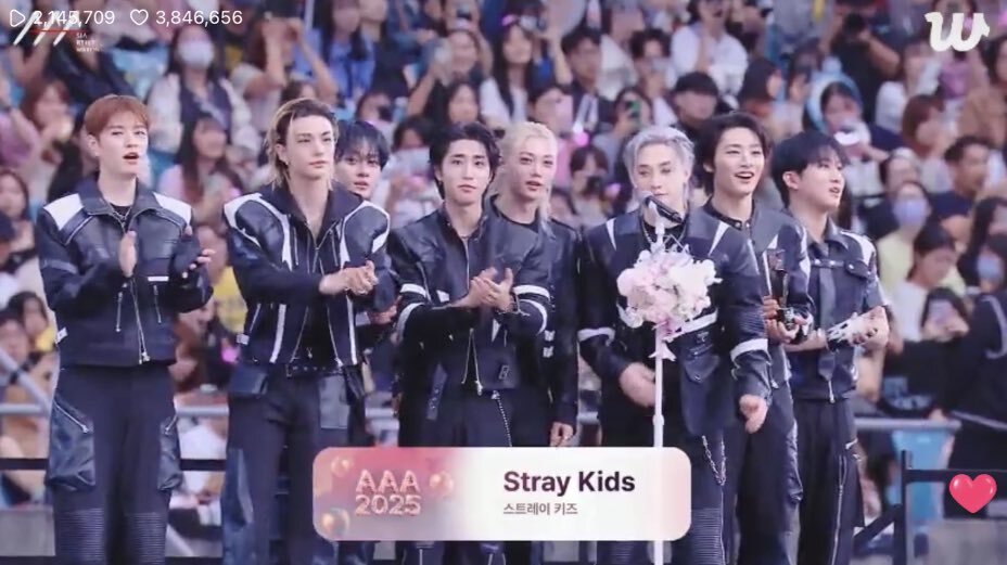 Stray Kids、AAAでBest K-POP Recordを受賞！NEXZもBest New Artistに輝く 