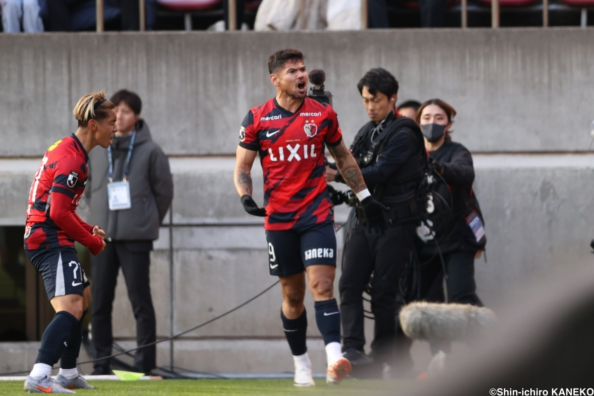 鹿島アントラーズ、9年ぶりJ1優勝！喜びの声多数