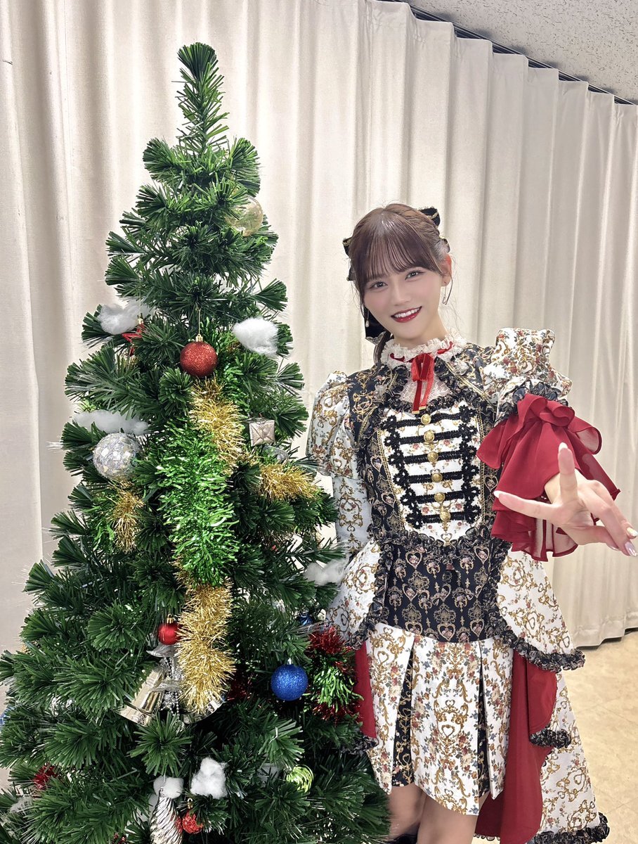 =LOVE、大阪城ホールで8周年ツアー1日目開催！ファン歓喜のステージ