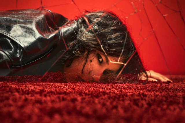 米津玄師、紅白で「IRIS OUT」熱唱！ファン歓喜