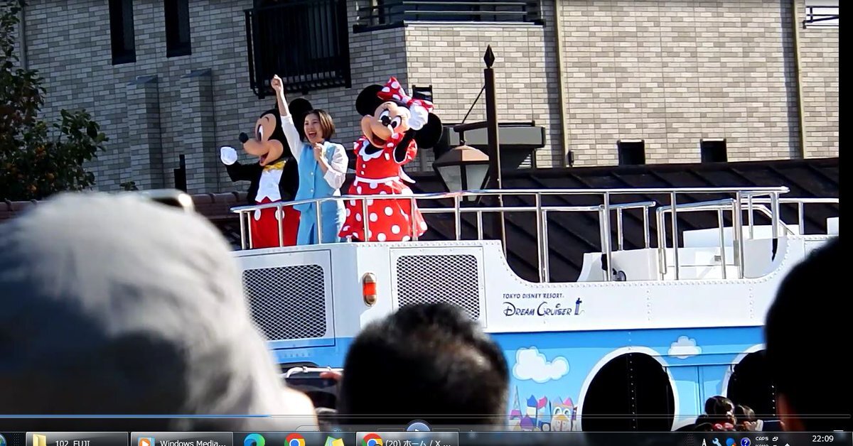 ディズニーパレード ディズニーランド新パレード クワッキーセレブレーション☆ドナルド