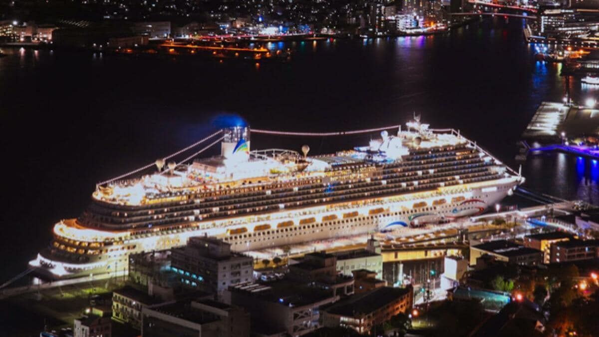 中国籍女性、長崎で不法滞在逮捕　黙秘