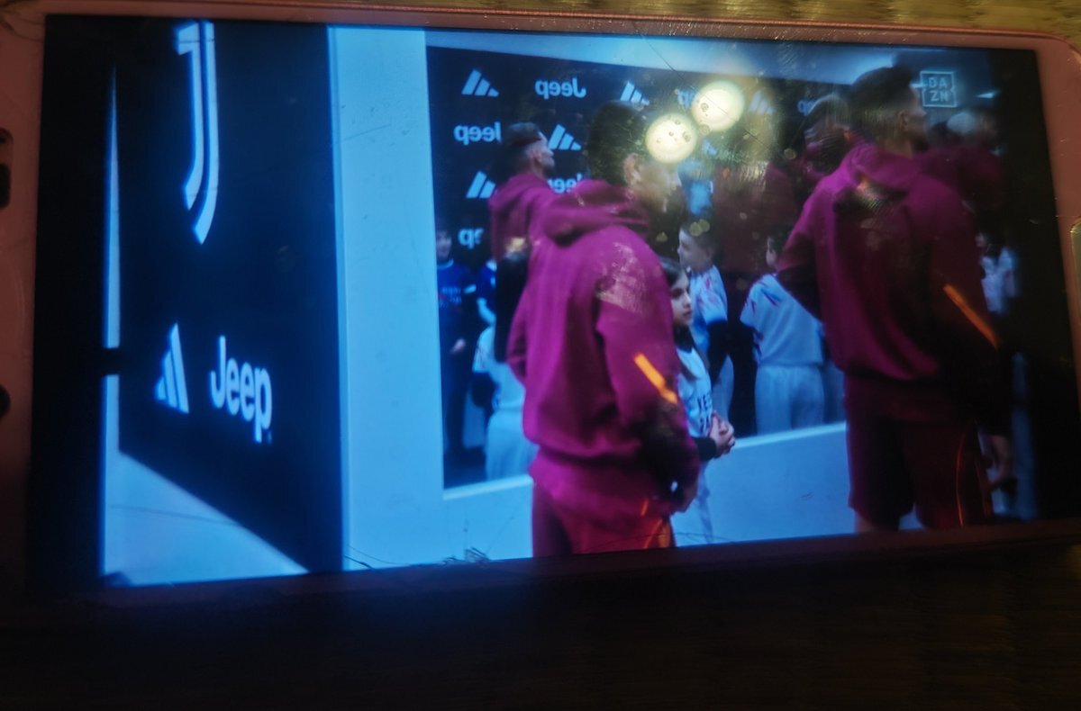 ディバラ古巣対決！ユベントス戦でスタメン出場にファン興奮