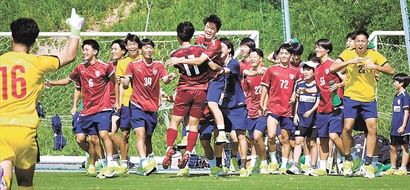 帝京長岡　移動着 MOM5106]帝京長岡MF中澤昊介(3年)_常に考えながら、攻守で味方を
