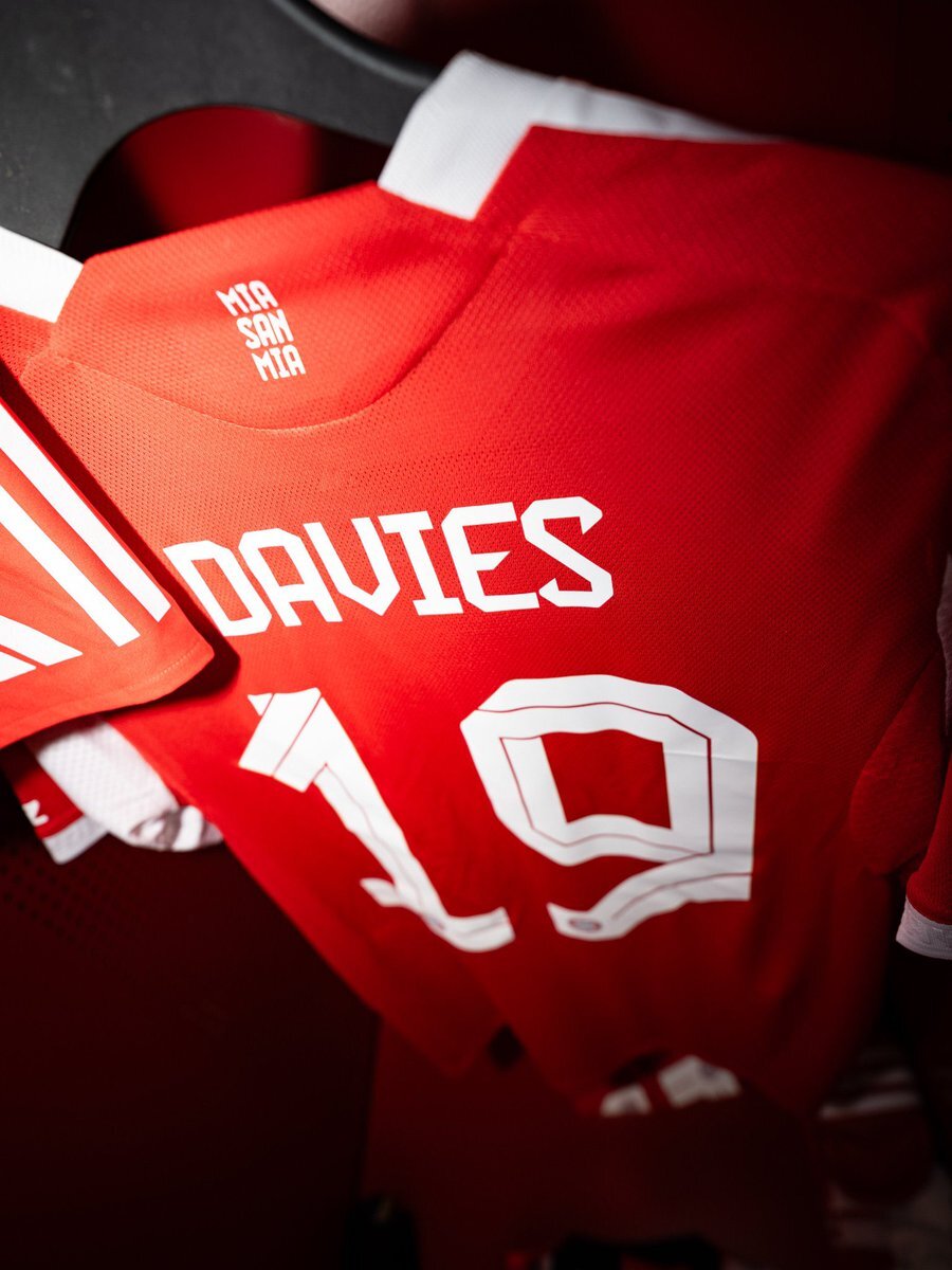 アルフォンソ・デイビス復帰！ファン歓喜のバイエルン・ミュンヘン