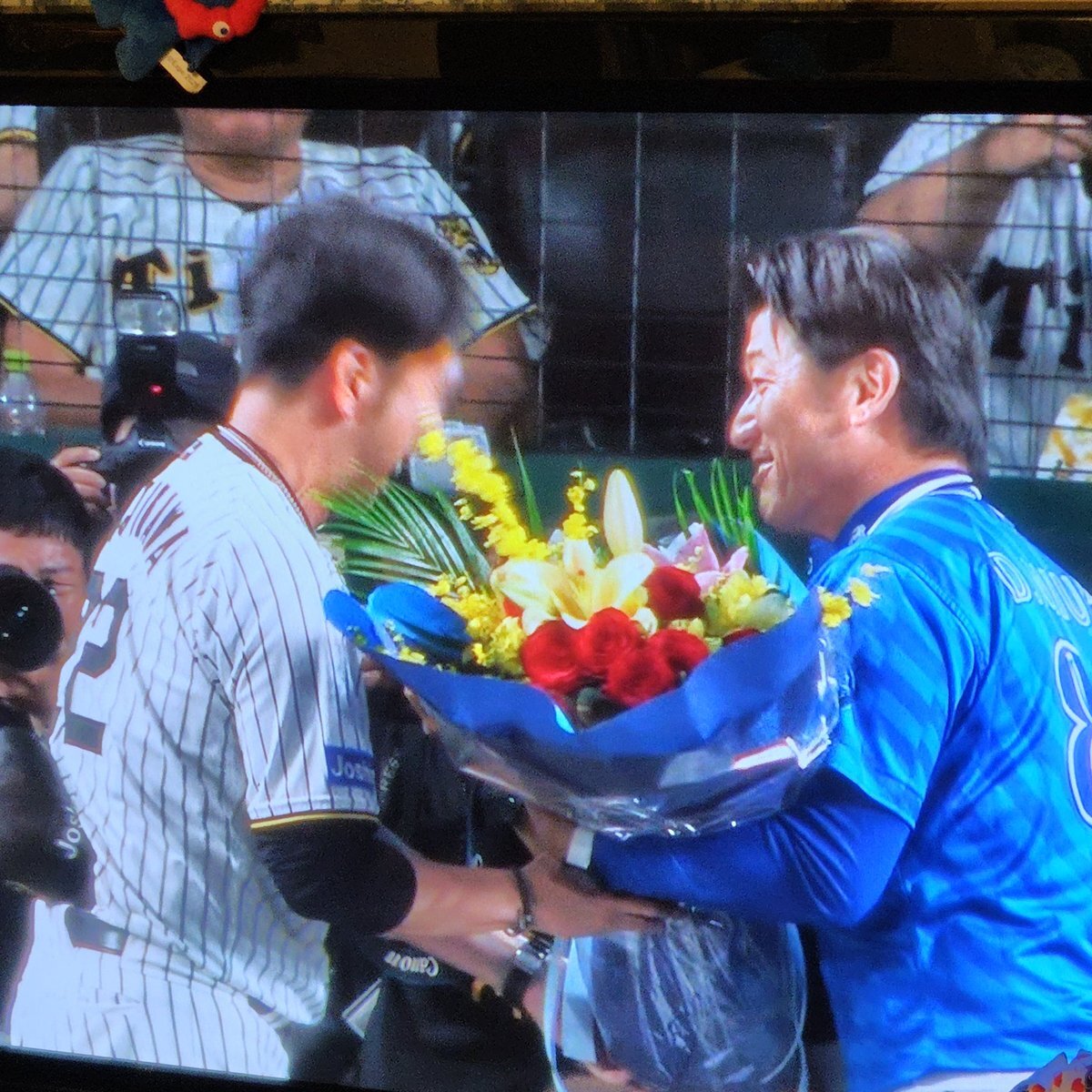 確認ꉂ(σ▰˃̶̀ꇴ˂̶́)σ✧ 8-98228867-0 8982288670 Reverse Lamp Switch Suitable For