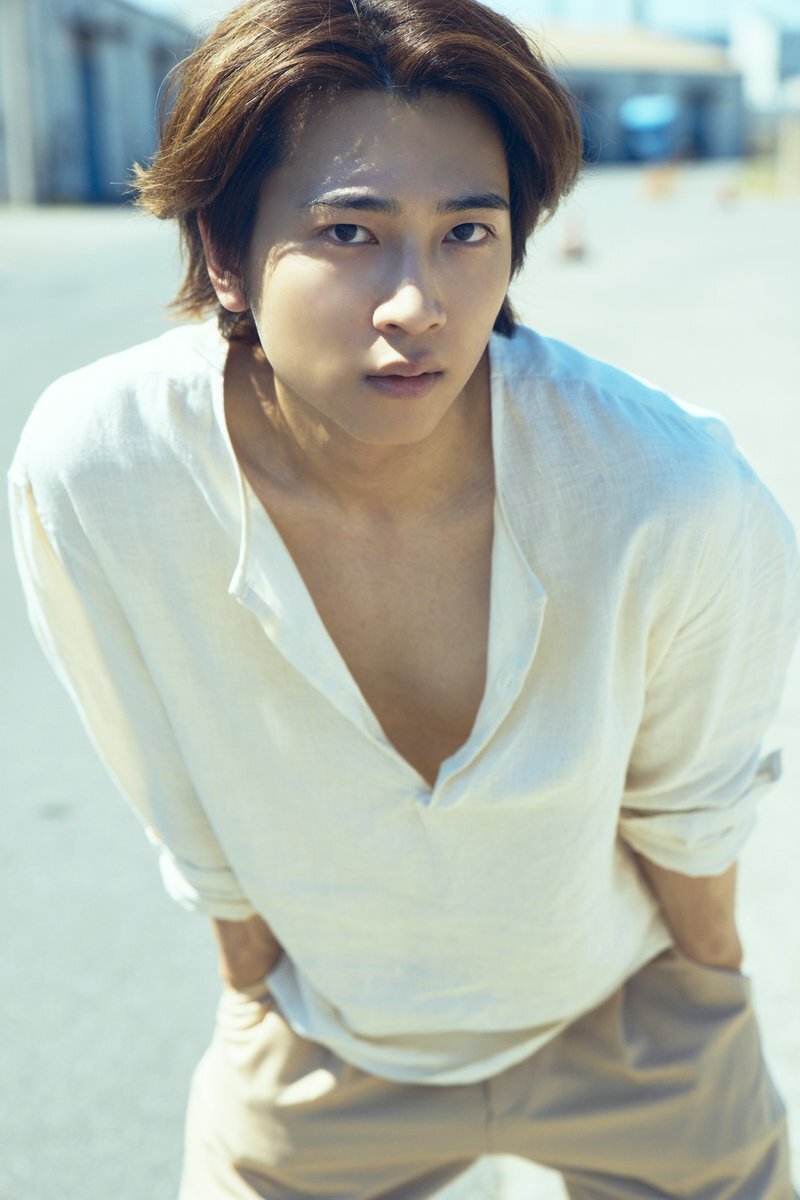 庄司浩平写真集、発売前重版決定！(2025/10/24)｜SNSのバズ