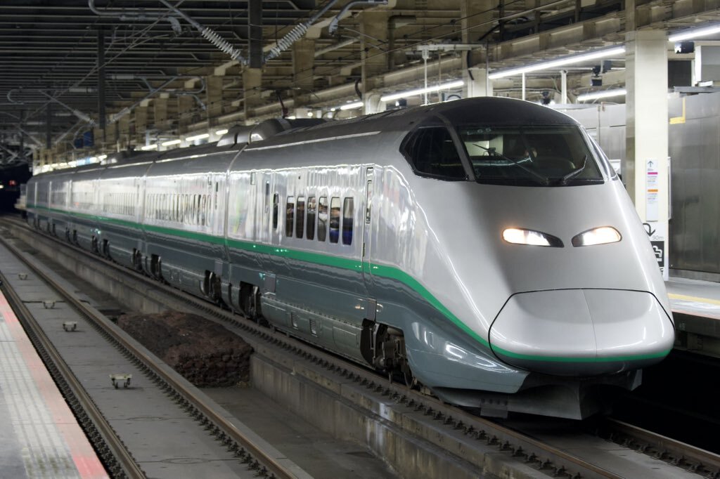 銀つば、最後の姿にファン惜しむ　廃車回送で幕