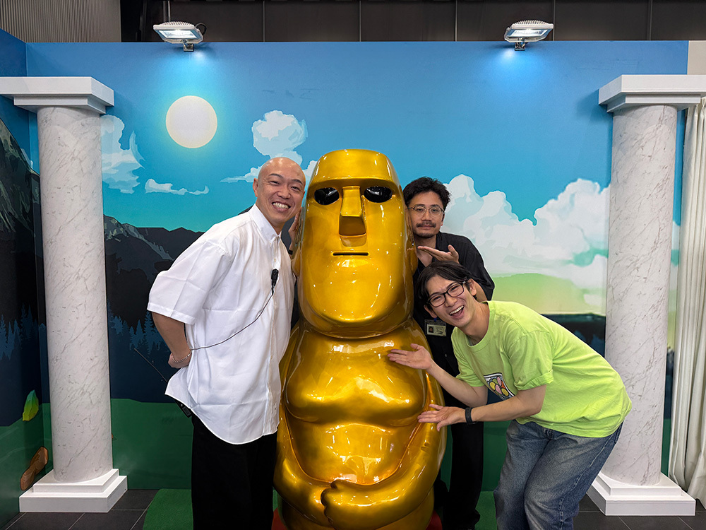 オモコロ20周年展、話題沸騰！