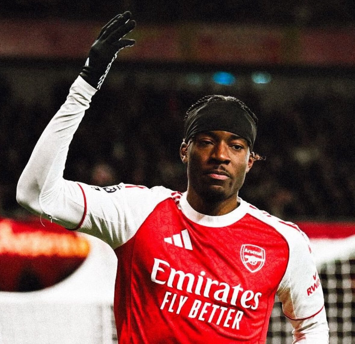 ノアゴーアCB起用！アーセナルファンは期待と不安の声