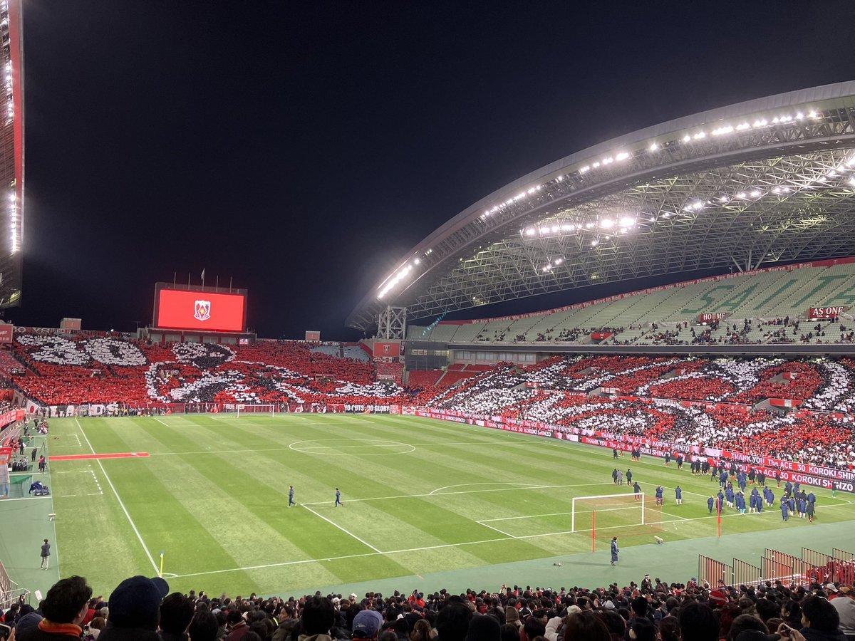 興梠慎三引退セレモニー、曽ヶ端選手をいじり倒す演出にファン爆笑