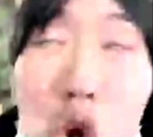 コレコレ配信で話題の「ポケカメン」とは？