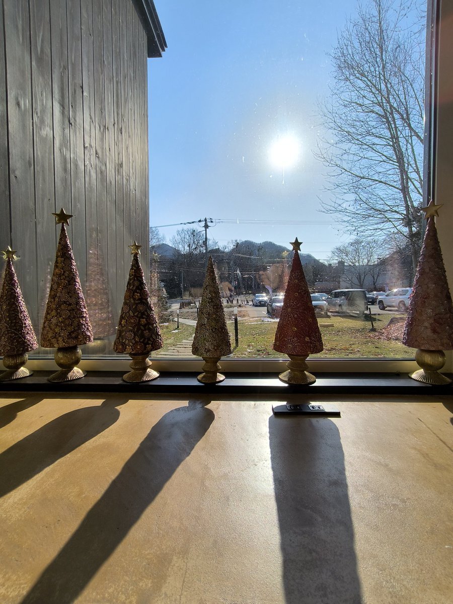 北海道、竜巻注意報で荒天続く？