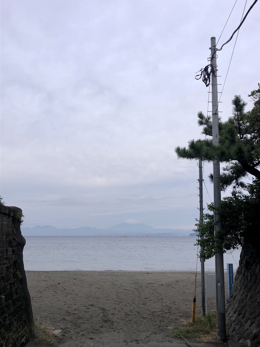 富士山が冠雪！SNSで話題に