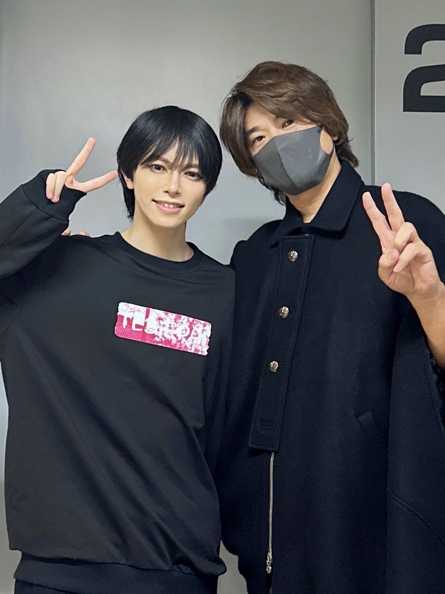 許斐先生と藤原紀香さんが観劇！話題のテニミュ舞台裏は？